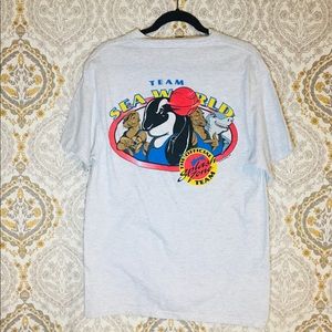 Vintage Sea World Gráficos Tee shirt